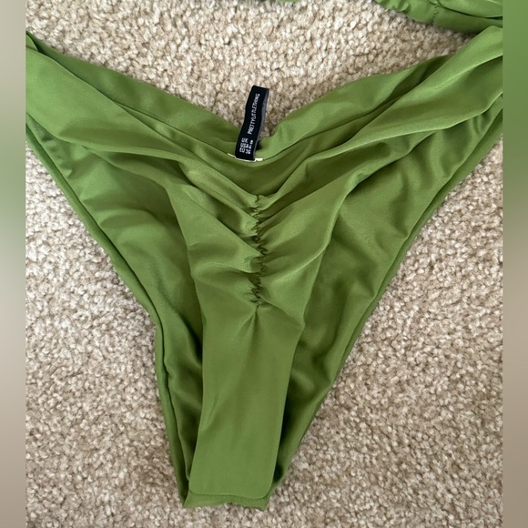 PrettyLittleThing String Ruched Bikini - Picture 2 of 3
